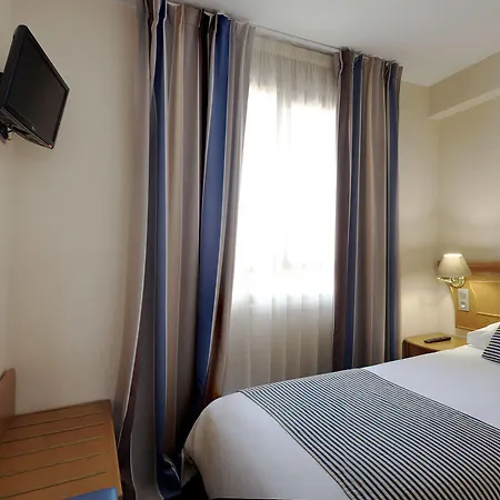 Esprit D'azur Hotel 3*
