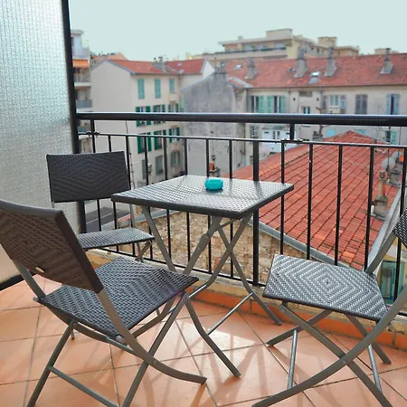 Hotel Esprit D'azur 3*