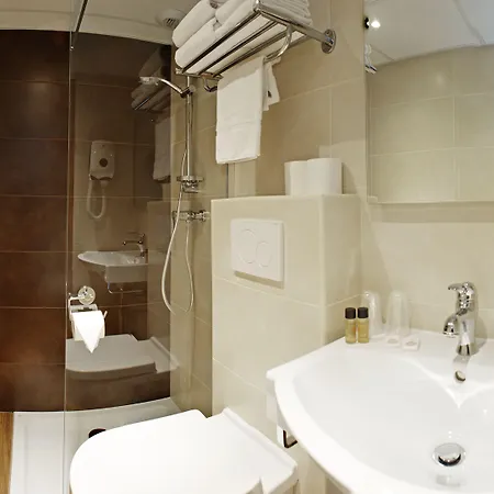 Esprit D'azur Hotell 3*