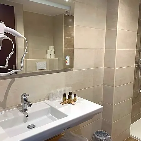 Esprit D'azur 3* Nice