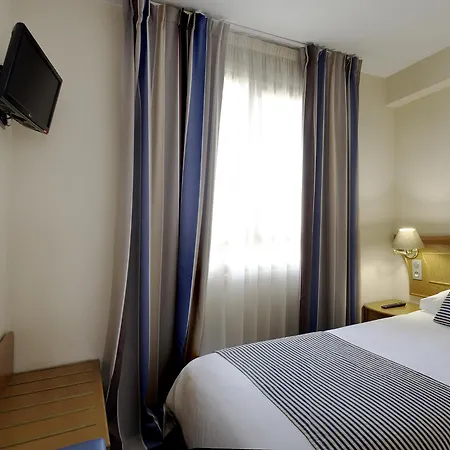 Esprit D'azur Hotel 3*