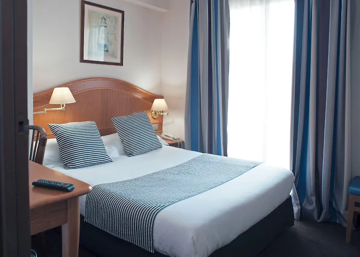 에스프리트 다쥐르 호텔 3*