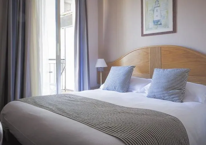 에스프리트 다쥐르 3*