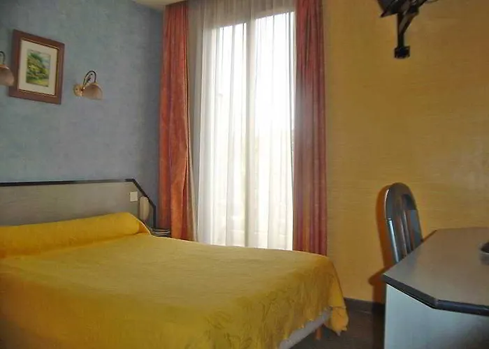 Ξενοδοχείο Esprit D'azur 3*