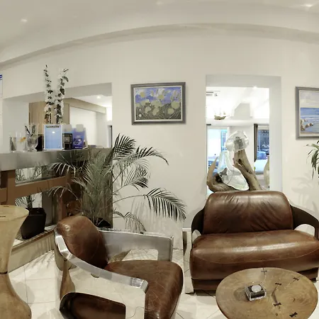 Esprit D'azur Отель 3*