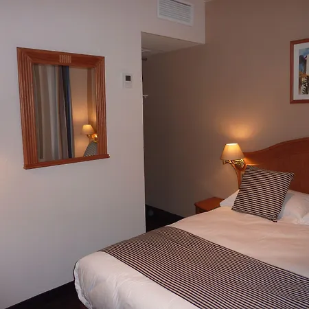 Hotel Esprit D'azur 3*