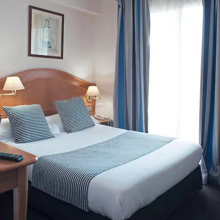 Esprit D'azur Hotel 3*