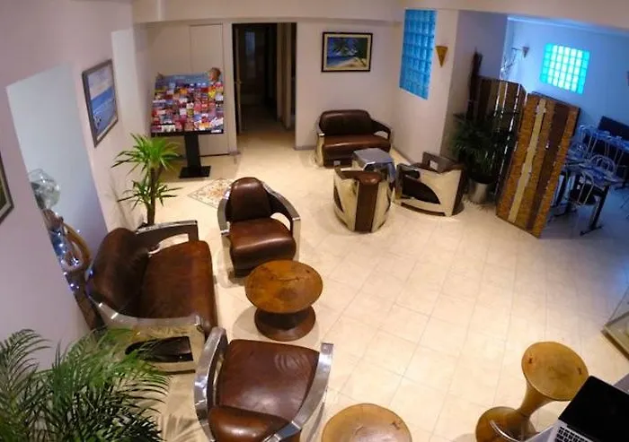 エスプリ ダジュール 3* ニース